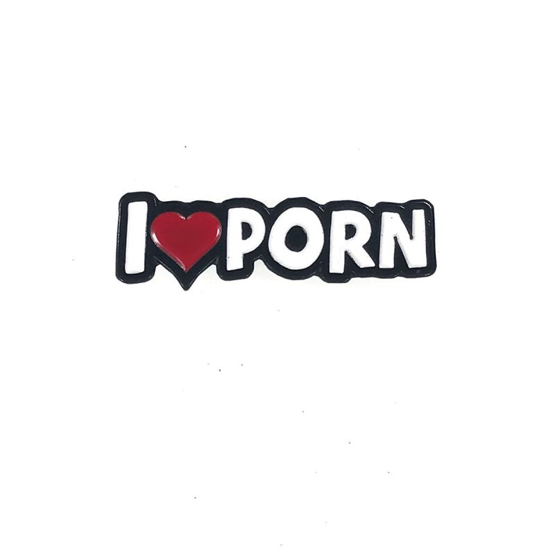 76095 GeekyKinky IHeartPornPin MAIN